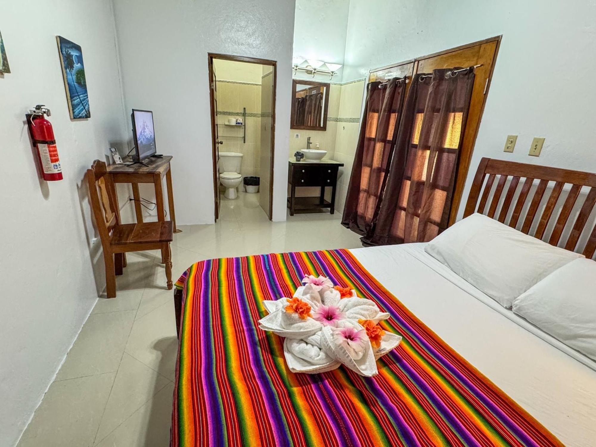 Caribbean Shores Belize Hopkins Bagian luar foto