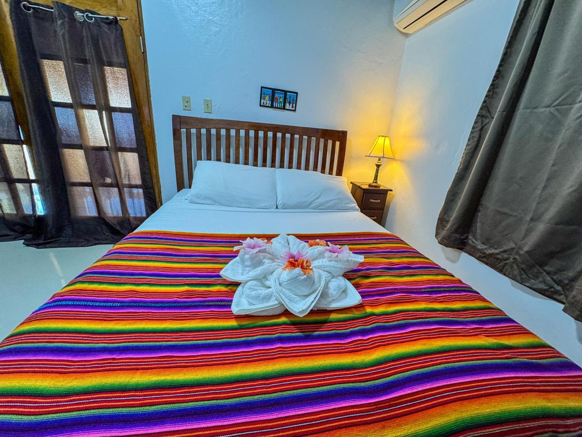 Caribbean Shores Belize Hopkins Bagian luar foto
